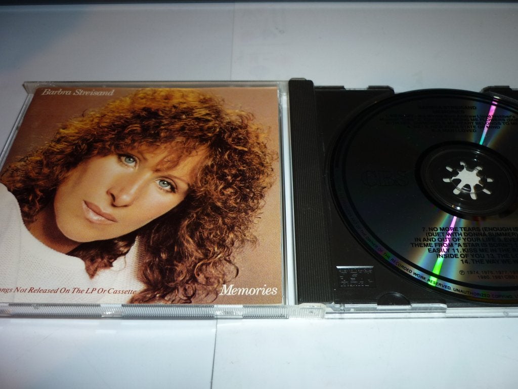 Barbra Streisand - Memories CD (Pop, Album)cdcbs85418, Inclusief boekje, Gebruikt, Pop, Ophalen of Verzenden