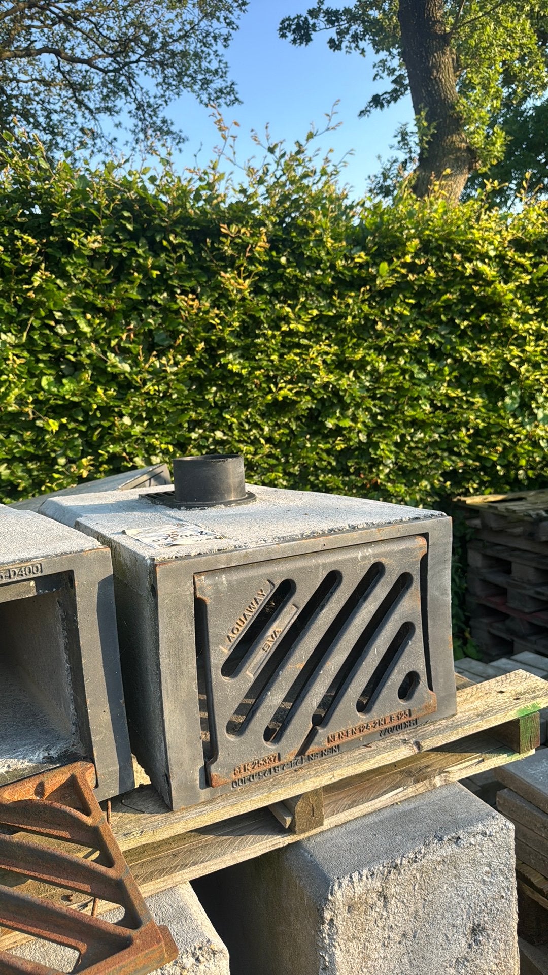 Straatkolk, Doe-het-zelf en Verbouw, Buizen en Afvoer, Ophalen of Verzenden, Zo goed als nieuw, Minder dan 2 meter, 80 mm of meer
