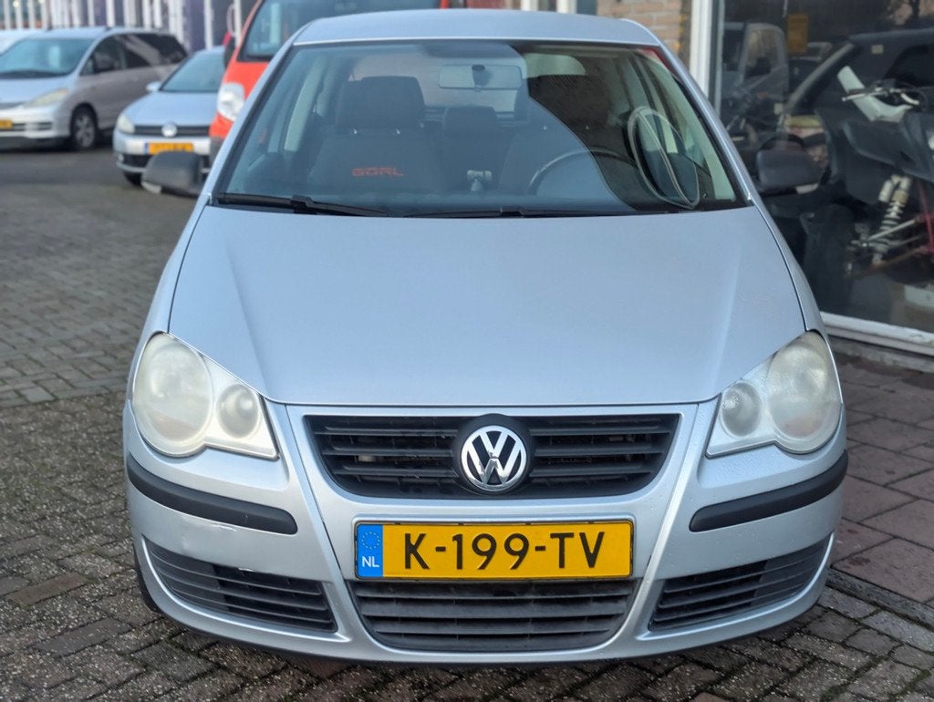Volkswagen Polo 1.2-12V Trendline - Cruise - Airco - PDC - A, Voorwielaandrijving, Zwart, 540 kg, 1198 cc