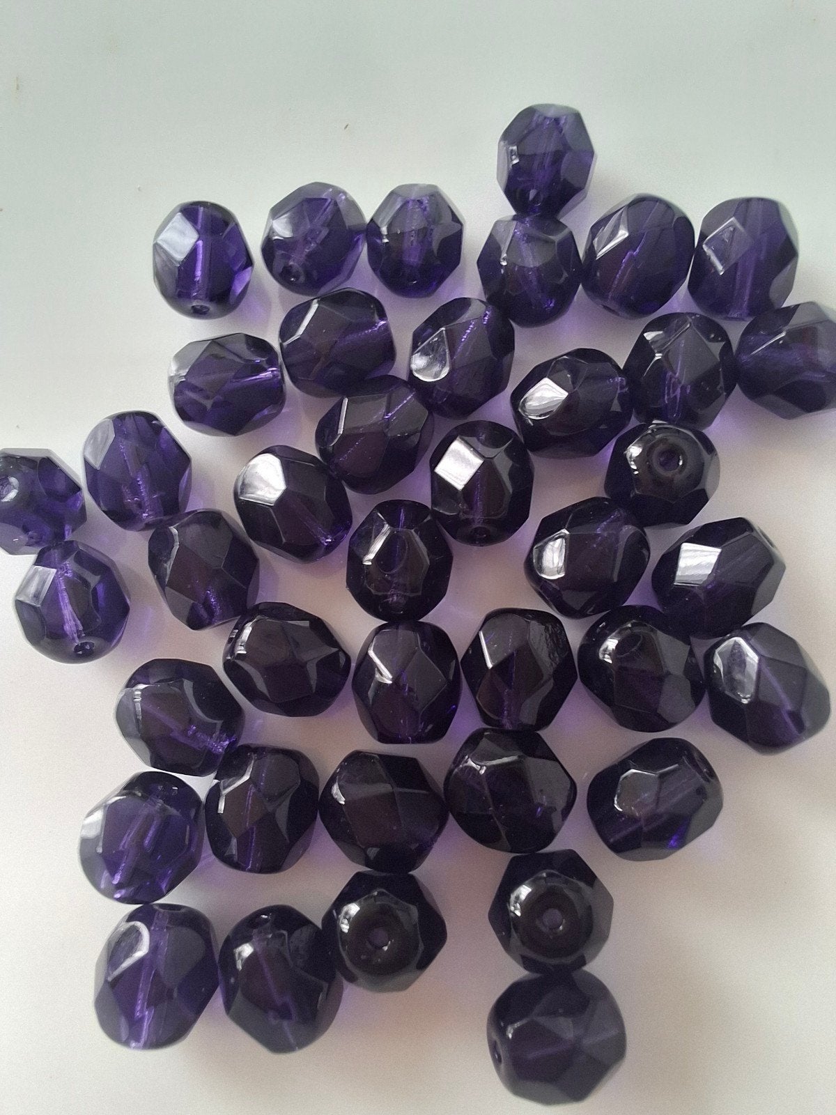 40 stuks 6 mm Tsjechische glaskralen paars kralen partij, Kraal, -, -, Nieuw