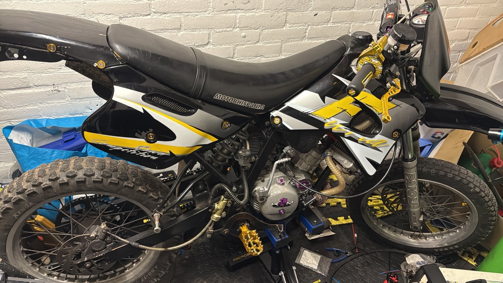 Motorhispania furia, Ophalen, Zo goed als nieuw, Overige merken