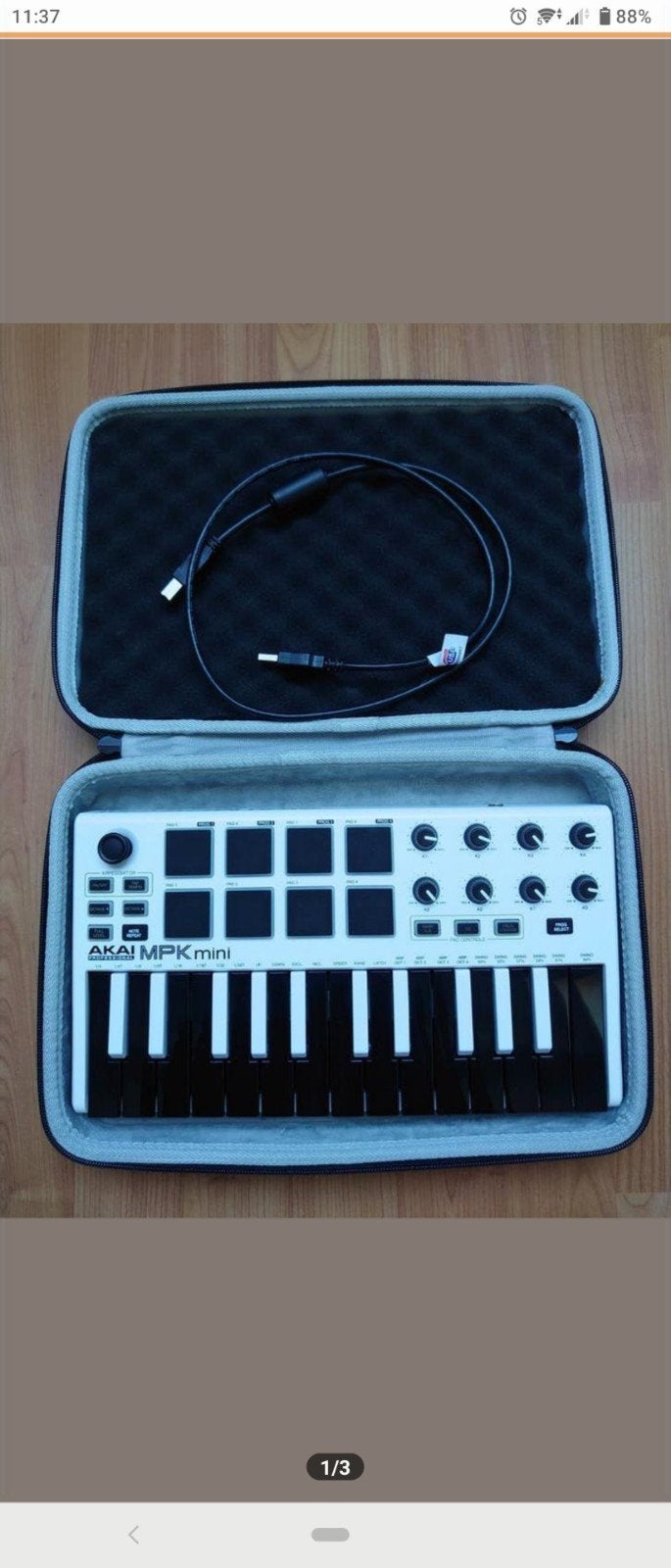 AKAI MPK mini MIDI keyboard special edition met case, Ophalen of Verzenden, Zo goed als nieuw
