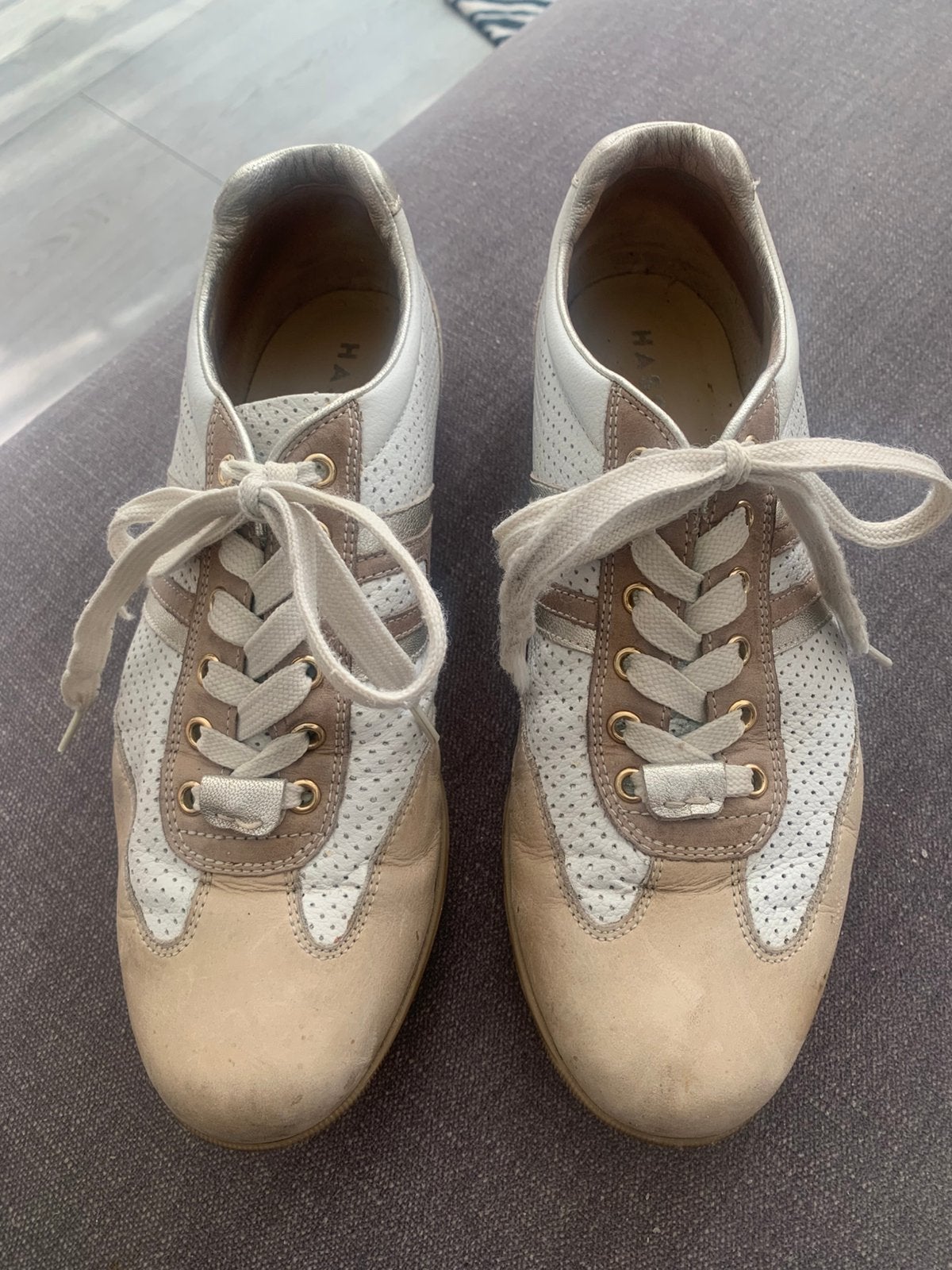 Sneaker van Hassia maat 39, Kleding | Dames, Schoenen, Ophalen of Verzenden, Zo goed als nieuw, Beige, Sneakers of Gympen
