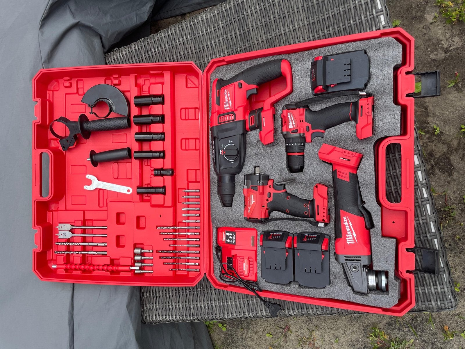 Complete gereedschap set - GEEN ECHTE MILWAUKEE, Ophalen, Zo goed als nieuw