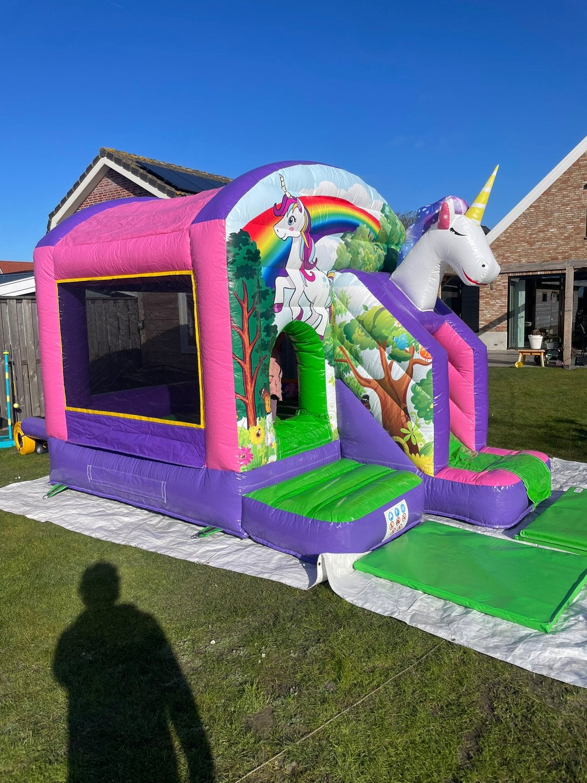 Unicorn Springkussen met Dak & Glijbaan- 3.9x2.8x2.8 – €70, Ophalen, Zo goed als nieuw, Abraham of Sarah