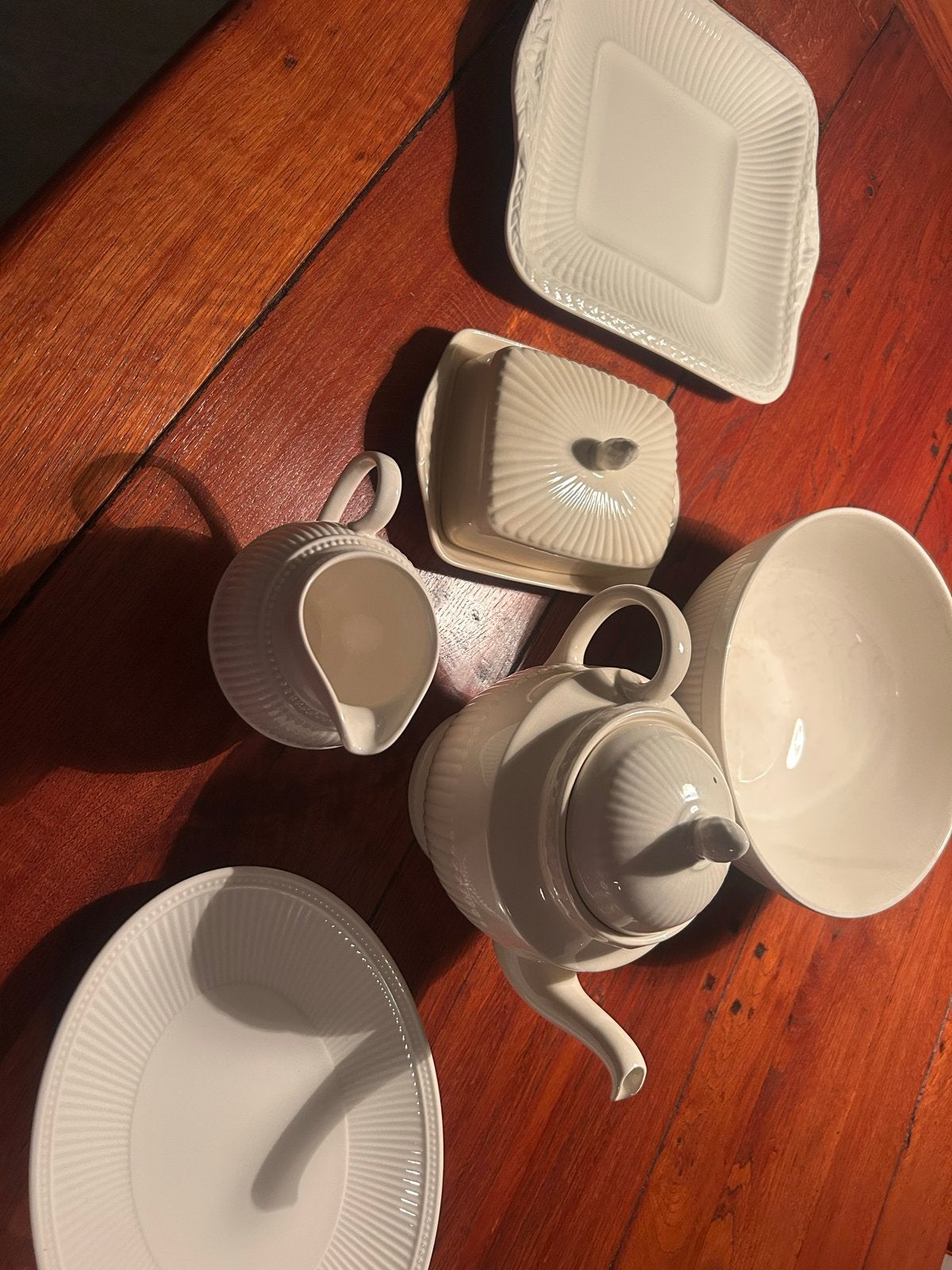 Wedgwood Windsor Serviesonderdelen - Crèmekleurig Porselein, Huis en Inrichting, Gebruikt, Klassiek, Ophalen of Verzenden, Wedgwood