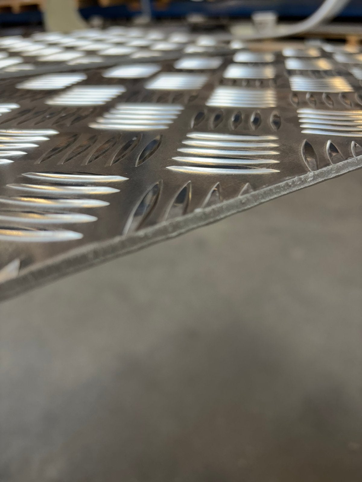 Aluminium traanplaat per stuk verschillende maten te koop., Ophalen, Nieuw, Overige metalen