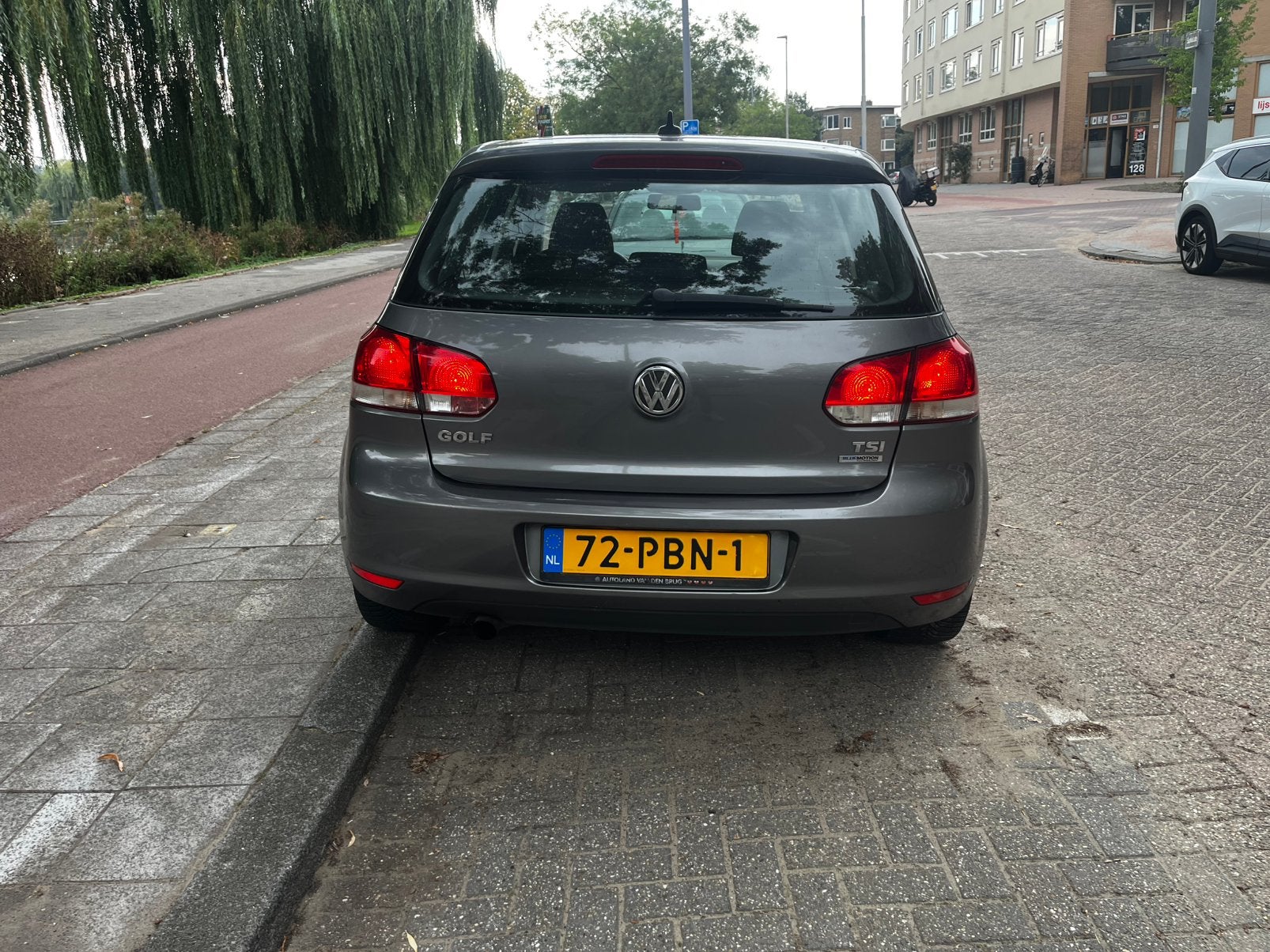 Volkswagen Golf 1.2 TSI 77KW 5D 2011 Grijs, Auto's, Volkswagen, Voorwielaandrijving, Bluetooth, 4 cilinders, 610 kg