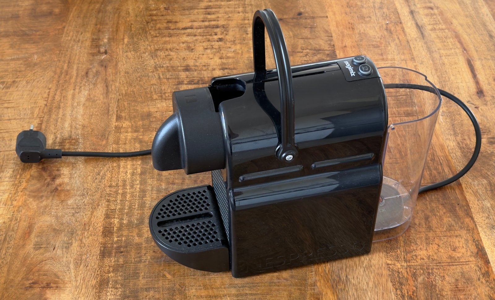 Nespresso Magimix Inissia - Zwart, compact en efficiënt, Witgoed en Apparatuur, Gebruikt, Espresso apparaat, Ophalen of Verzenden