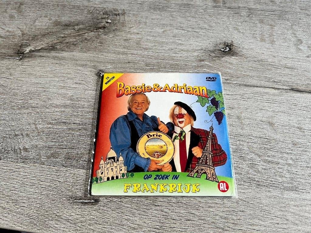 DVD Op zoek on Frankrijk Bassie en Adriaan, Cd's en Dvd's, Dvd's | Kinderen en Jeugd, Alle leeftijden, Ophalen of Verzenden, Zo goed als nieuw