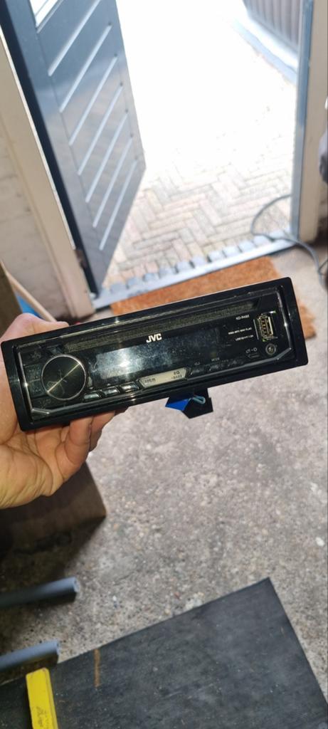 JVC Autoradio met USB-aansluiting, Ophalen, Gebruikt