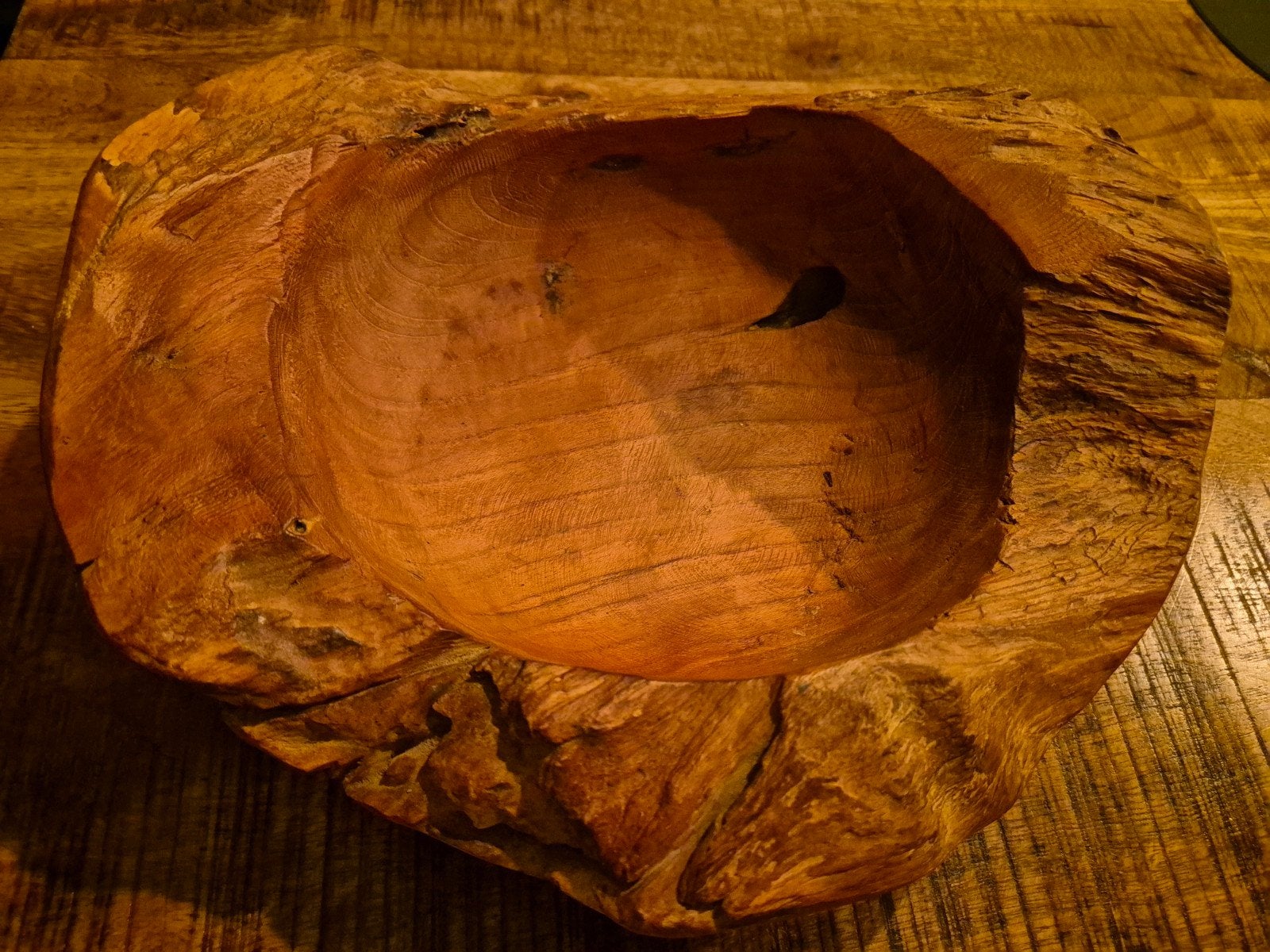 Houten fruitschaal, Ophalen