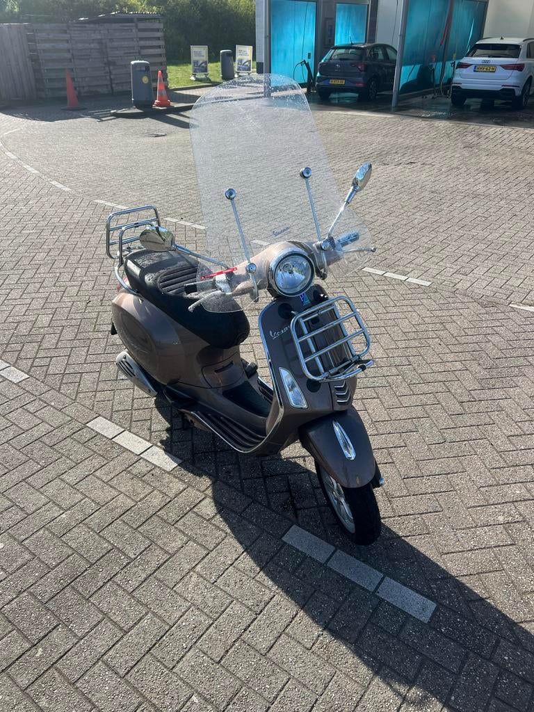 Vespa Primavera Touring 2018, Gebruikt, Overige modellen, Ophalen of Verzenden, Benzine