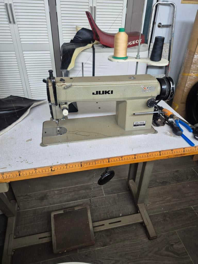 Industriele naaimachine juki DDL-5550., Overige merken, Gebruikt, Ophalen of Verzenden, Naaimachine