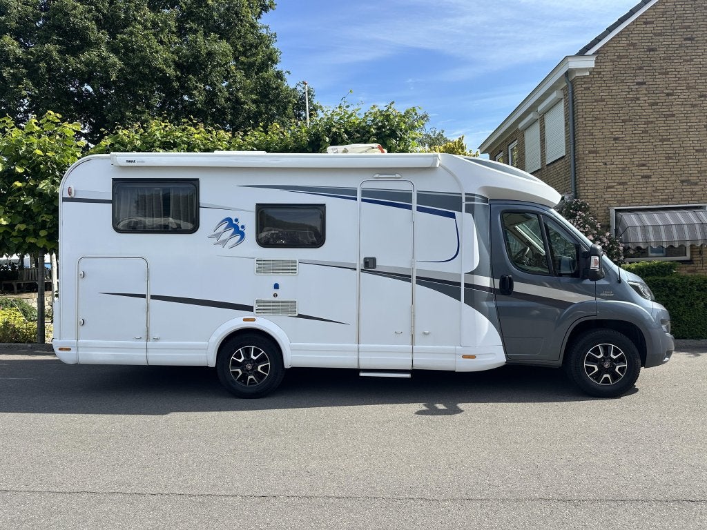 Caravans And Camping Knaus