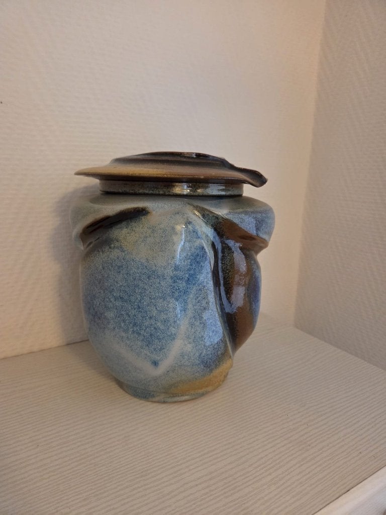 Ongebruikte grote urn van aardewerk, Ophalen