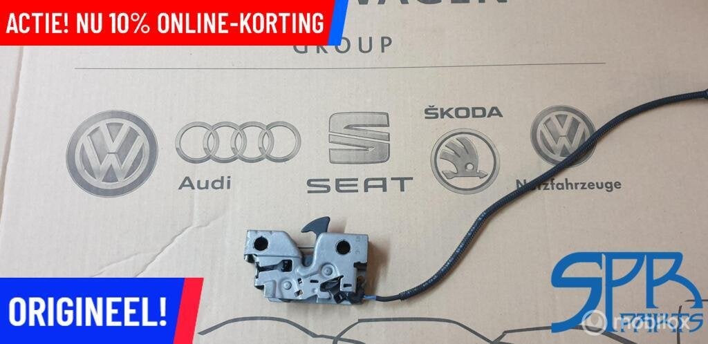 GOLF 7 VII 7.5 MOTORKAP SLOT Motorkapslot 5G1823509C FRONT