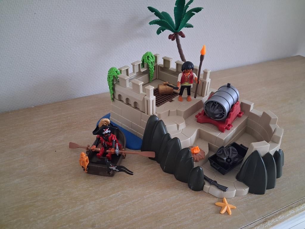 Playmobil piratenburcht met roeiboot en kanon setnr 4007, Ophalen of Verzenden, Zo goed als nieuw