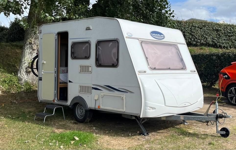 Caravelair Antares Luxe 375 incl voortent - Eigen indeling!, 2 aparte bedden, Kleine zit, Tot en met 3, Particulier