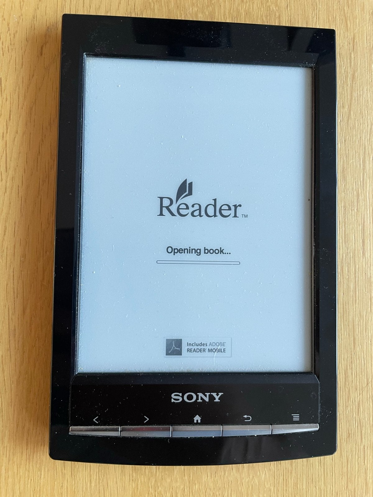 Sony Reader PRS-T1 E-reader met hoes en oplader, Computers en Software, E-readers, Gebruikt, Ophalen of Verzenden, 4 GB of minder