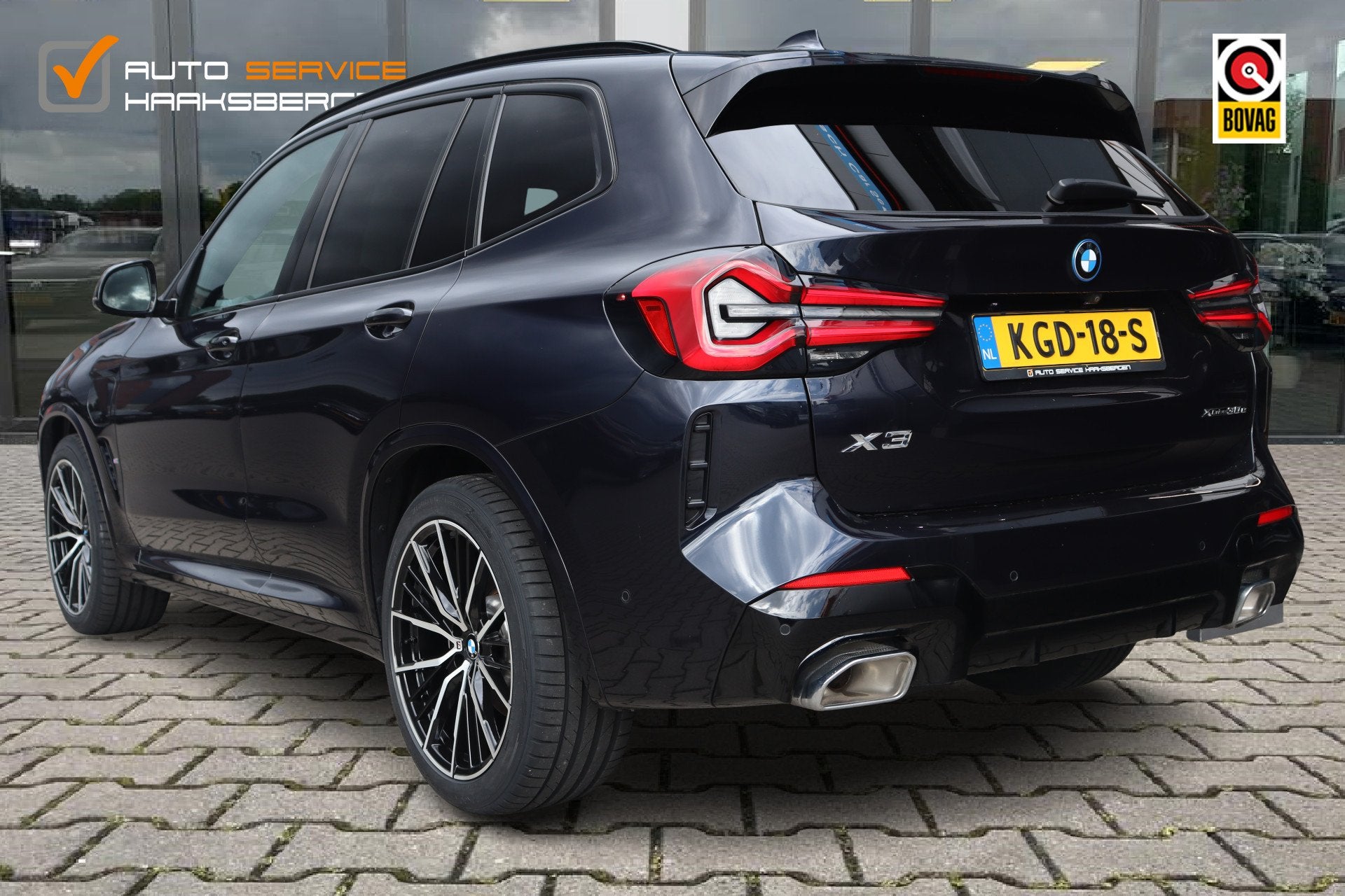 BMW X3 xDrive30e M-Sport | Led | Memory | Leder | (bj 2023), Auto's, 1998 cc, Gebruikt, Zwart, 2000 kg