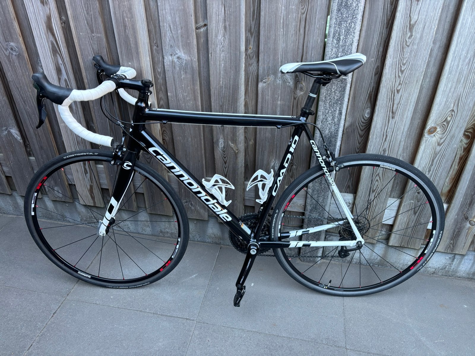 Cannondale CAAD 10 racefiets 58 cm Shimano 105 triple, 28 inch, Gebruikt, Velgrem, 57 tot 61 cm