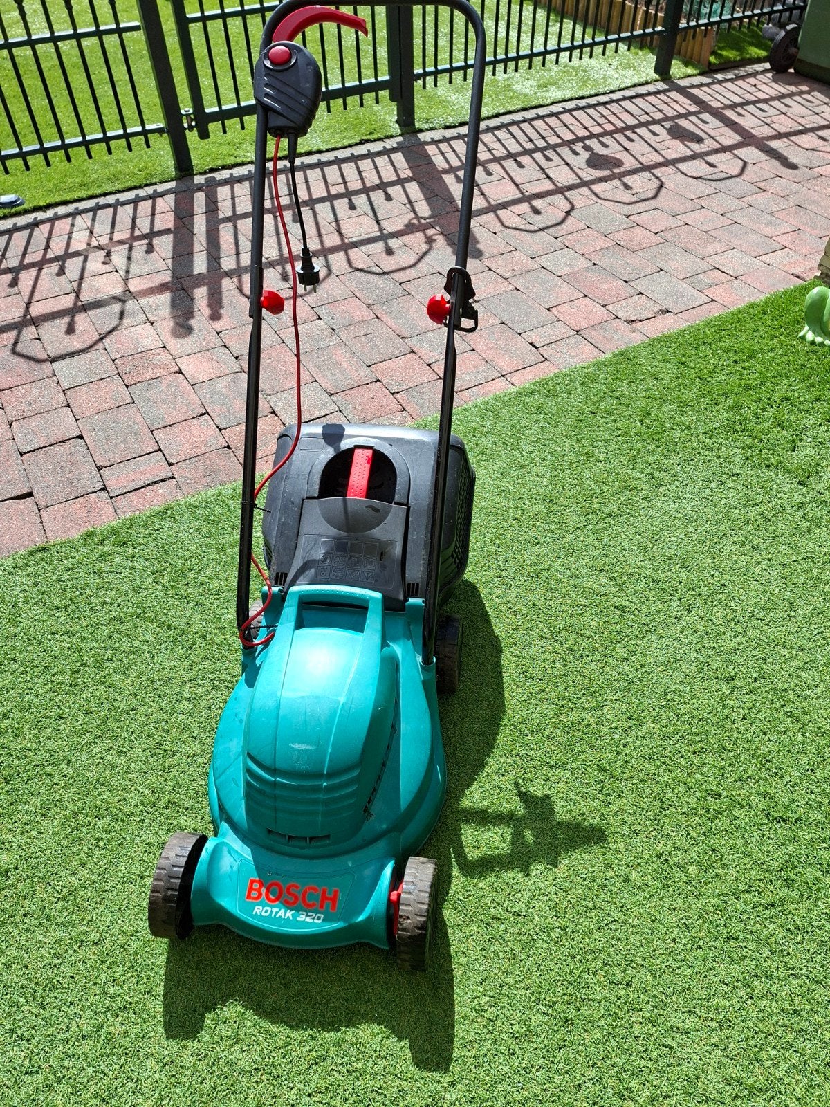 grasmachine, Tuin en Terras, Ophalen, Gebruikt, Elektrische grasmaaier, Bosch
