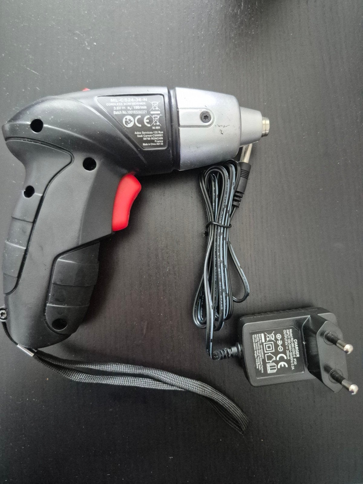 cordless screwdriver