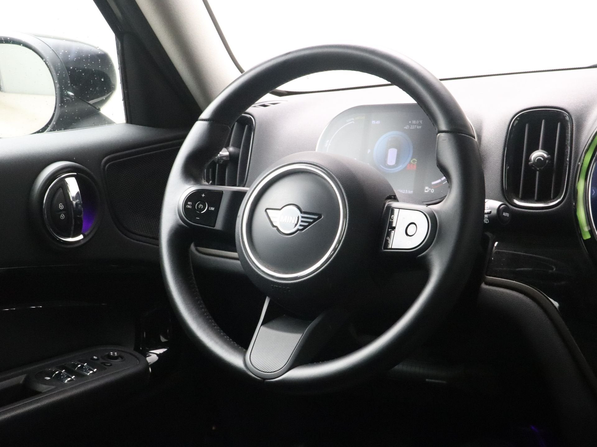 MINI Countryman Cooper SE ALL4 Classic (bj 2022, automaat), Auto's, Automaat, Dealer onderhouden, Gebruikt, Countryman