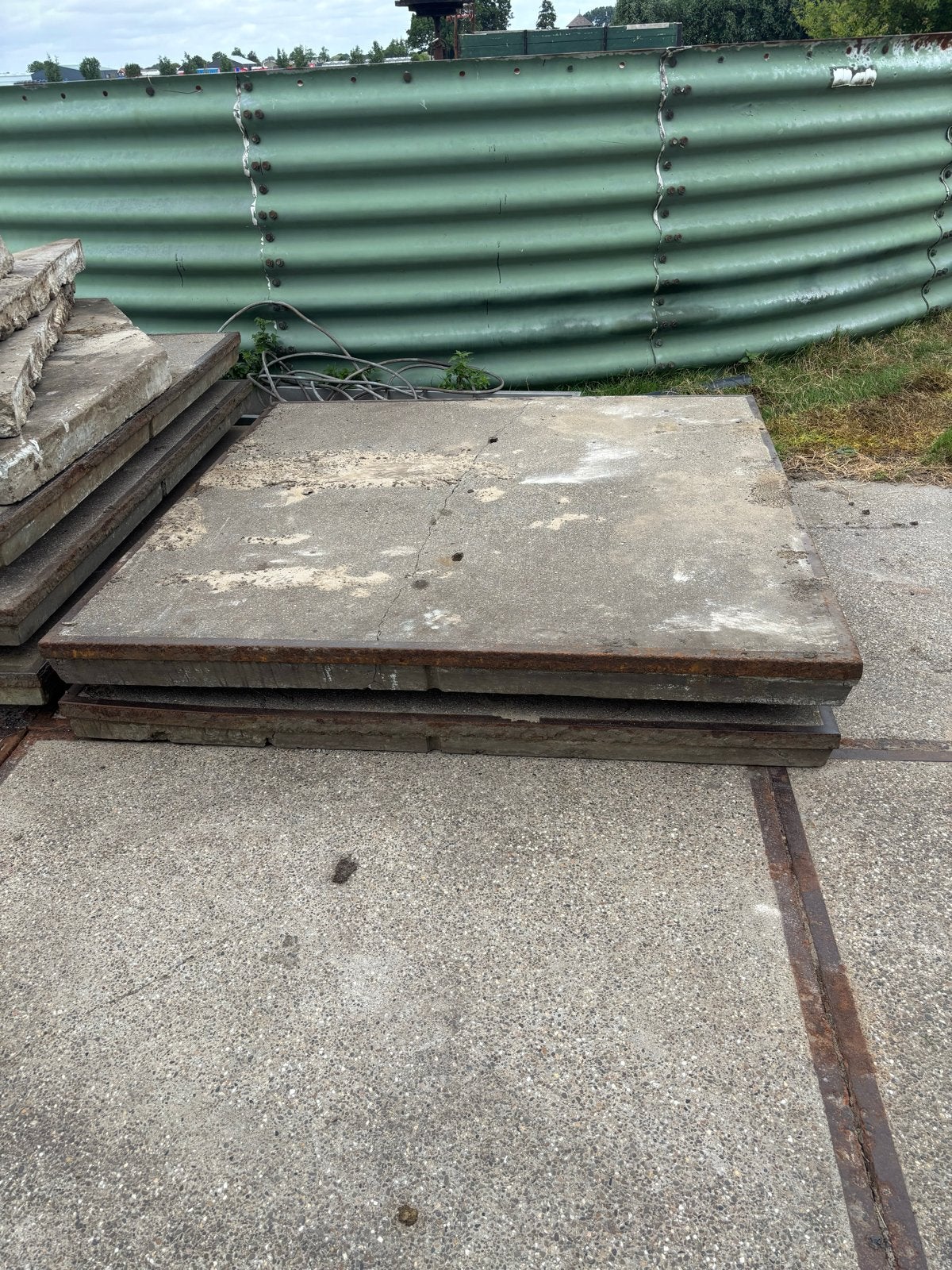 Gebruikte betonplaten voor diverse toepassingen, Ophalen, Gebruikt, Betonplex, 100 mm of meer
