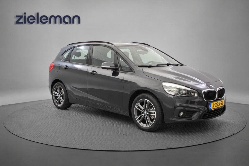 Bmw 2-SERIE ACTIVE TOURER 218i High Executive Automaat - Nav, Auto's, 1345 kg, 136 pk, Gebruikt, Euro 6