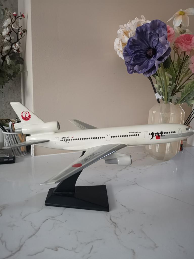 JAL Japan Air Lines DC-10 'We Support Unicef' 1:150, Hobby en Vrije tijd, Overige merken, 1:144 tot 1:200, Ophalen of Verzenden