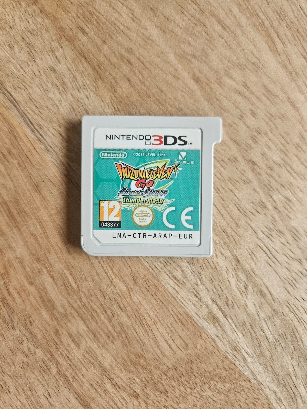 Inazuma Eleven GO Chrono Stones: Thunderflash - Nintendo 3DS, Spelcomputers en Games, 1 speler, Ophalen of Verzenden, Zo goed als nieuw