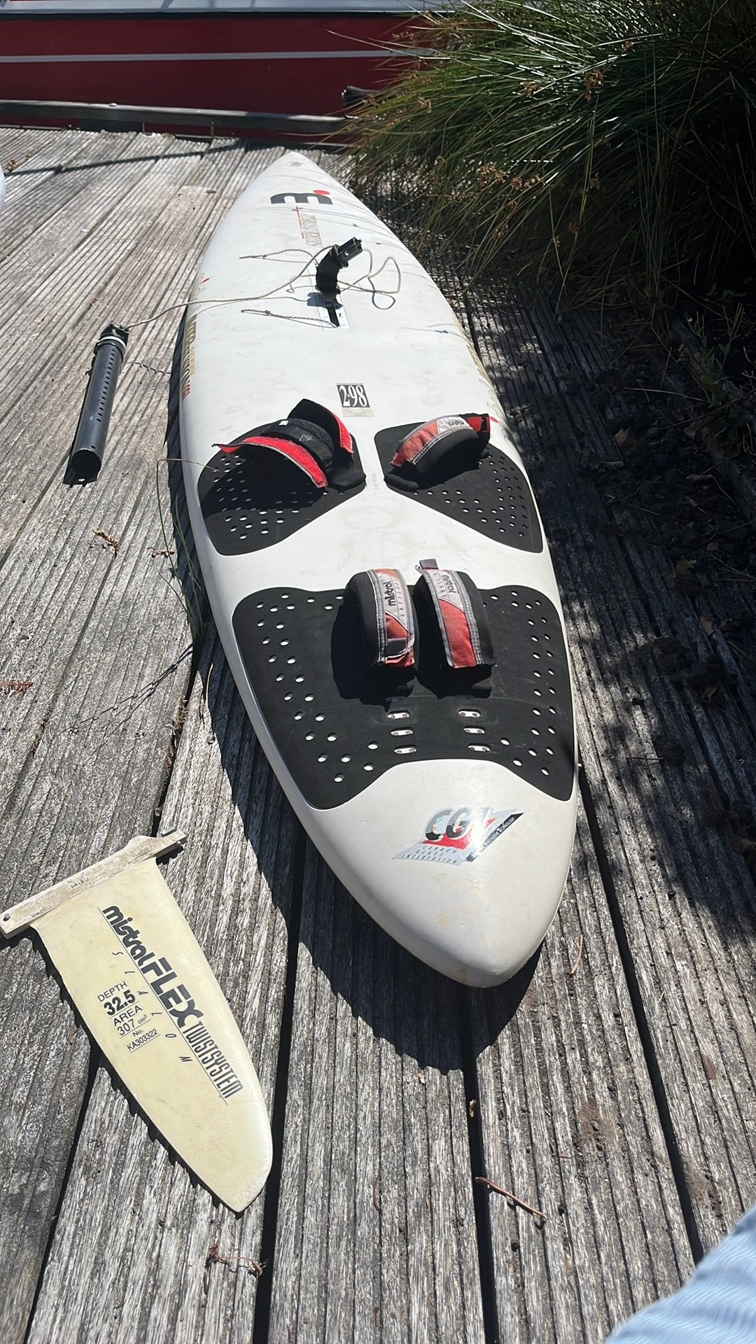Mistral CGI Windsurfplank 298 cm, Watersport en Boten, Ophalen, Met voetbanden, Gebruikt, Plank