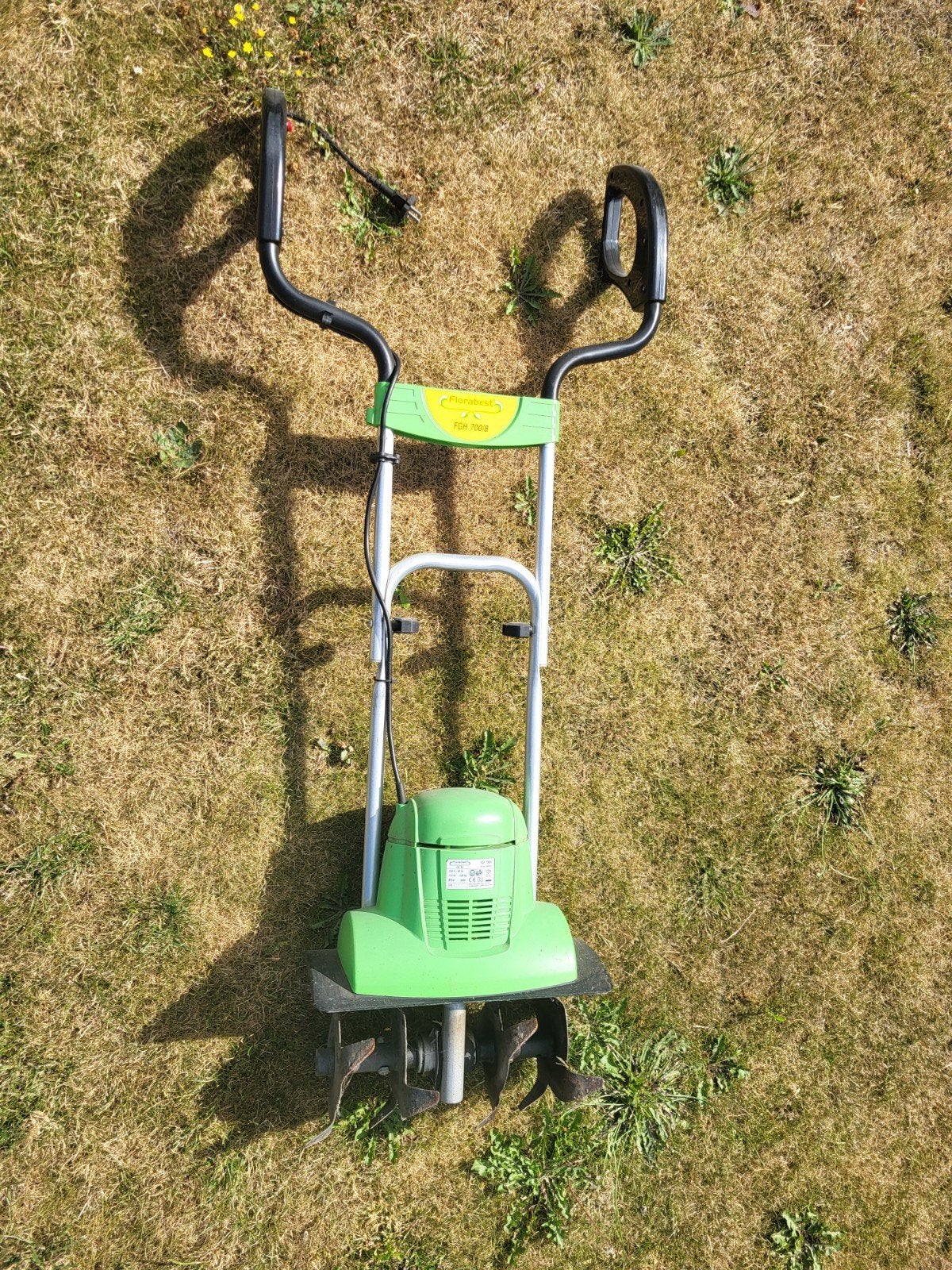 Florabest FGH 700/8 elektrische tuinfrees grondfrees, Tuin en Terras, Hand-tuingereedschap, Ophalen, Gebruikt, Overige soorten