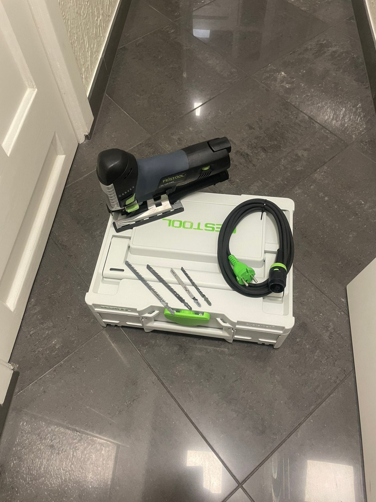 Festool PS 420 EBQ-Plus Decoupeerzaagmachine 550W., Decoupeerzaag, Ophalen of Verzenden, Zo goed als nieuw, 30 tot 70 mm