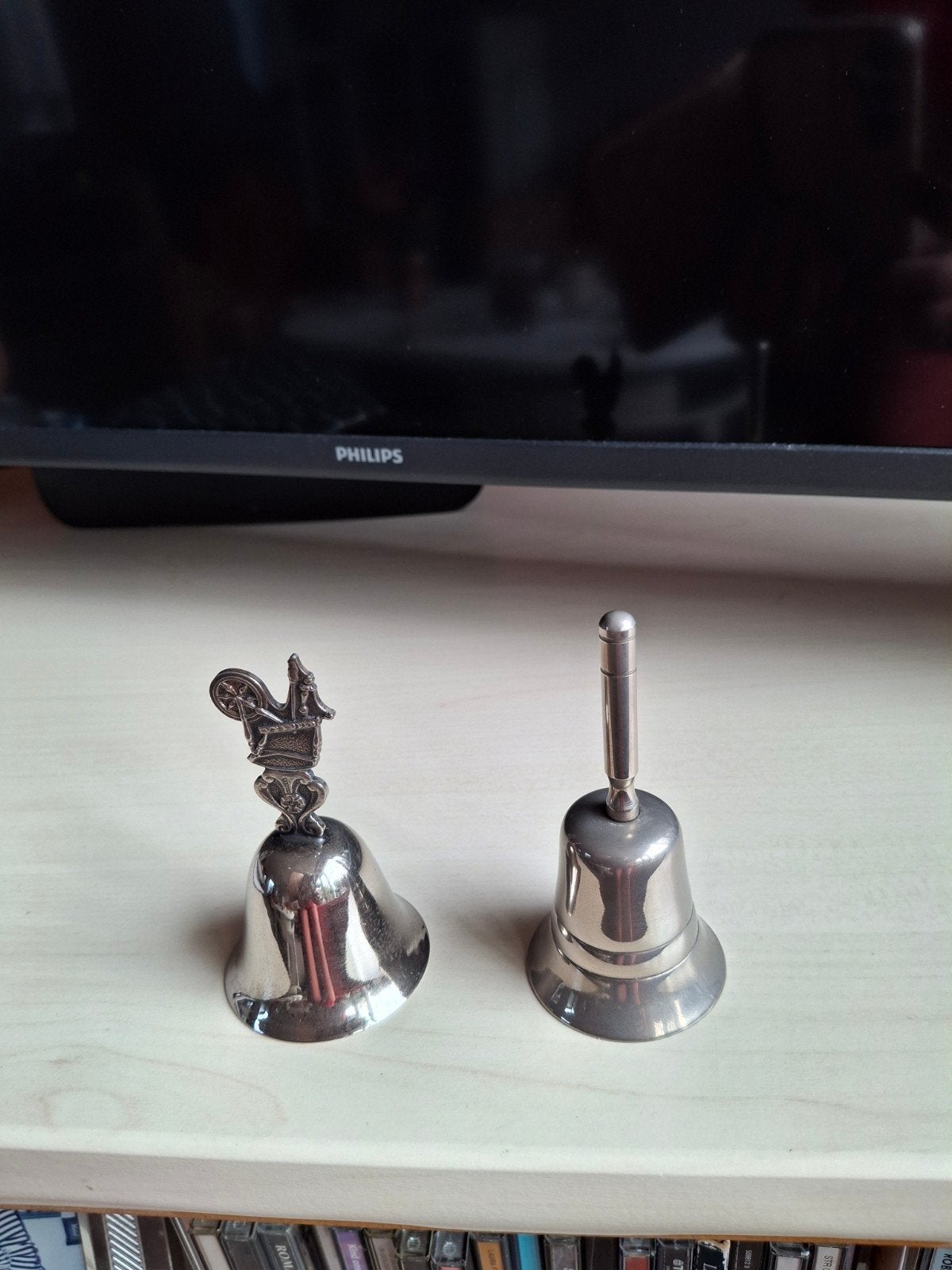 tafelbel, Ophalen