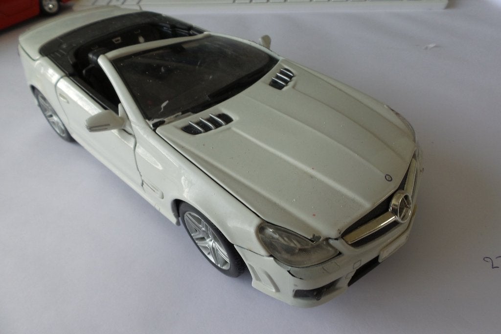 mercedes SL 63 AMG 1/18 Maisto schade wagen, Ophalen of Verzenden, Gebruikt, Auto, Maisto