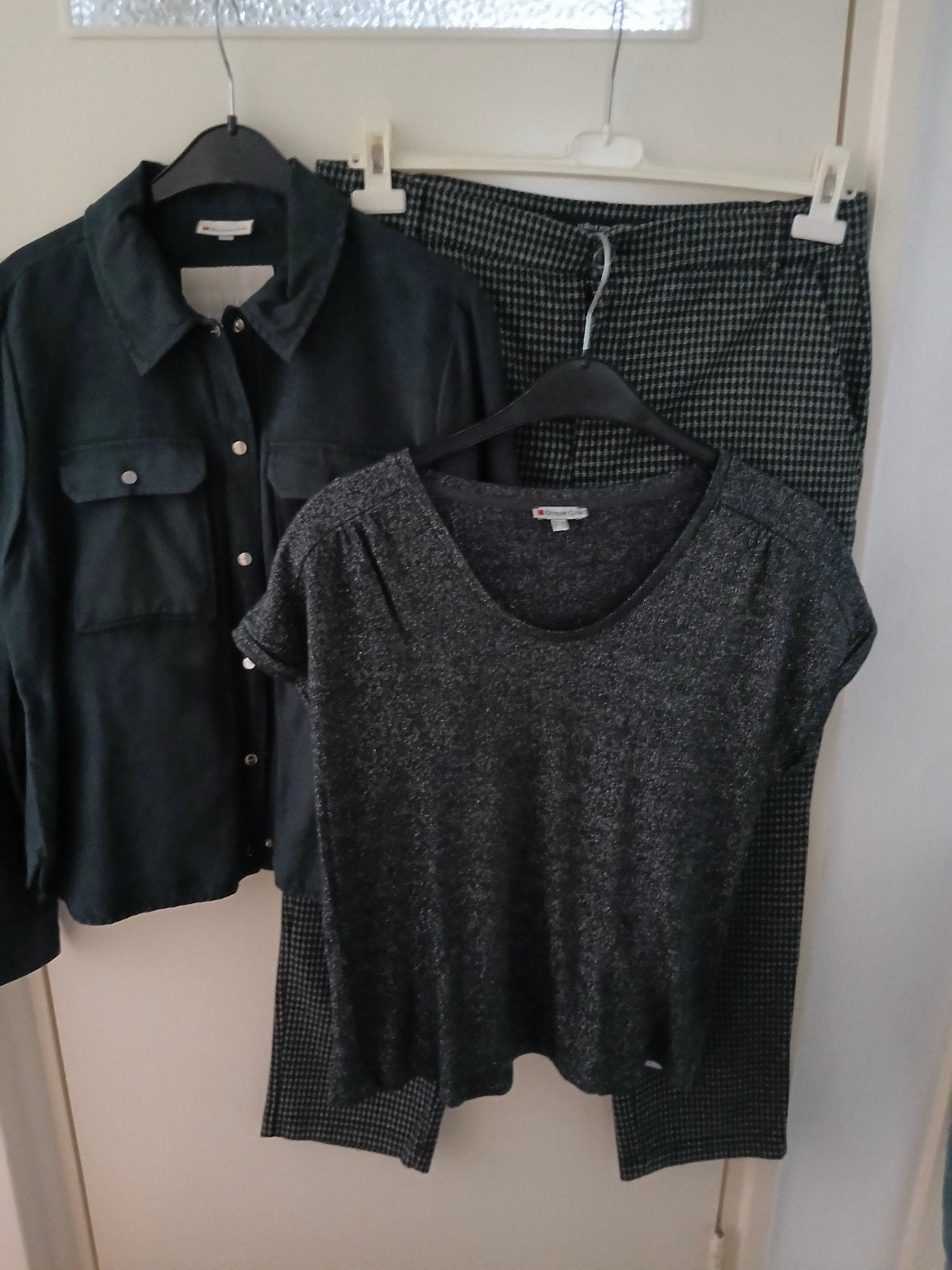 Kleding pakket bloes jasje /top/ broek. /donker groen.Samen, Ophalen of Verzenden, Zo goed als nieuw, Maat 38/40 (M)
