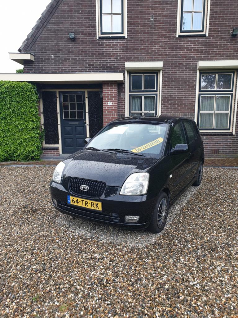 Kia Picanto 1.0 2007 Zwart, 5 deurs airco 152000 km, Auto's, Voorwielaandrijving, 836 kg, 4 cilinders, 400 kg