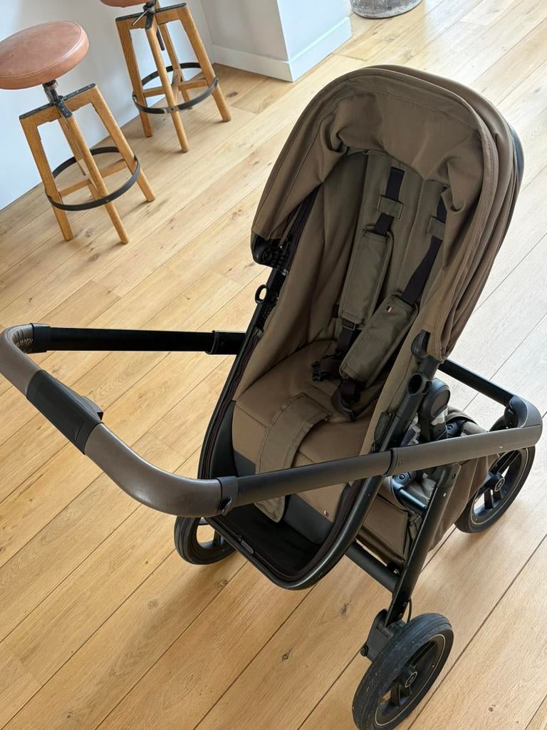 Dubatti One kinderwagen inclusief adapters Maxi-Cosi, Kinderen en Baby's, Kinderwagens en Combinaties, Ophalen, Zo goed als nieuw