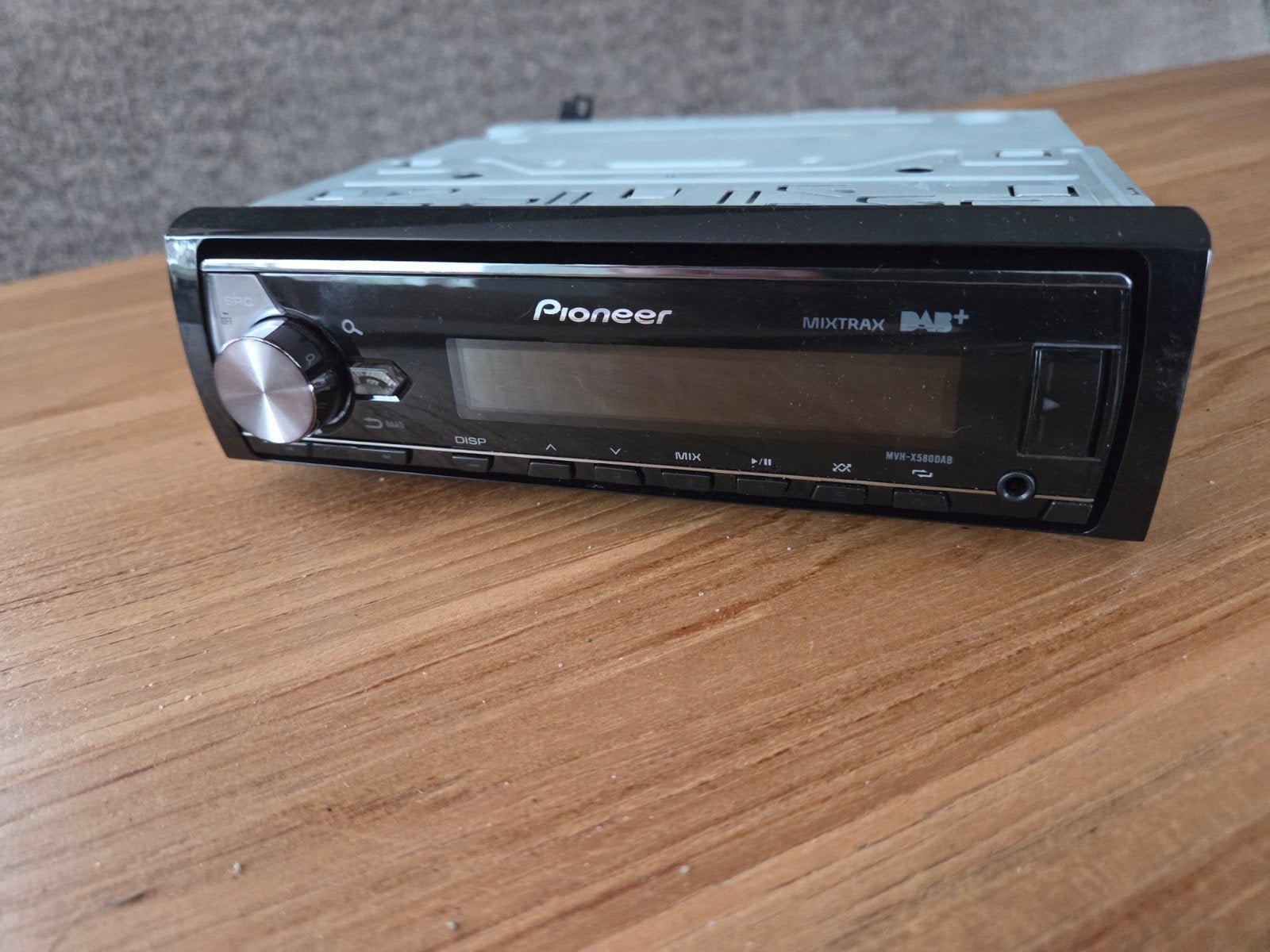 Pioneer MVH-S320DAB autoradio met DAB+, Auto diversen, Ophalen of Verzenden, Zo goed als nieuw