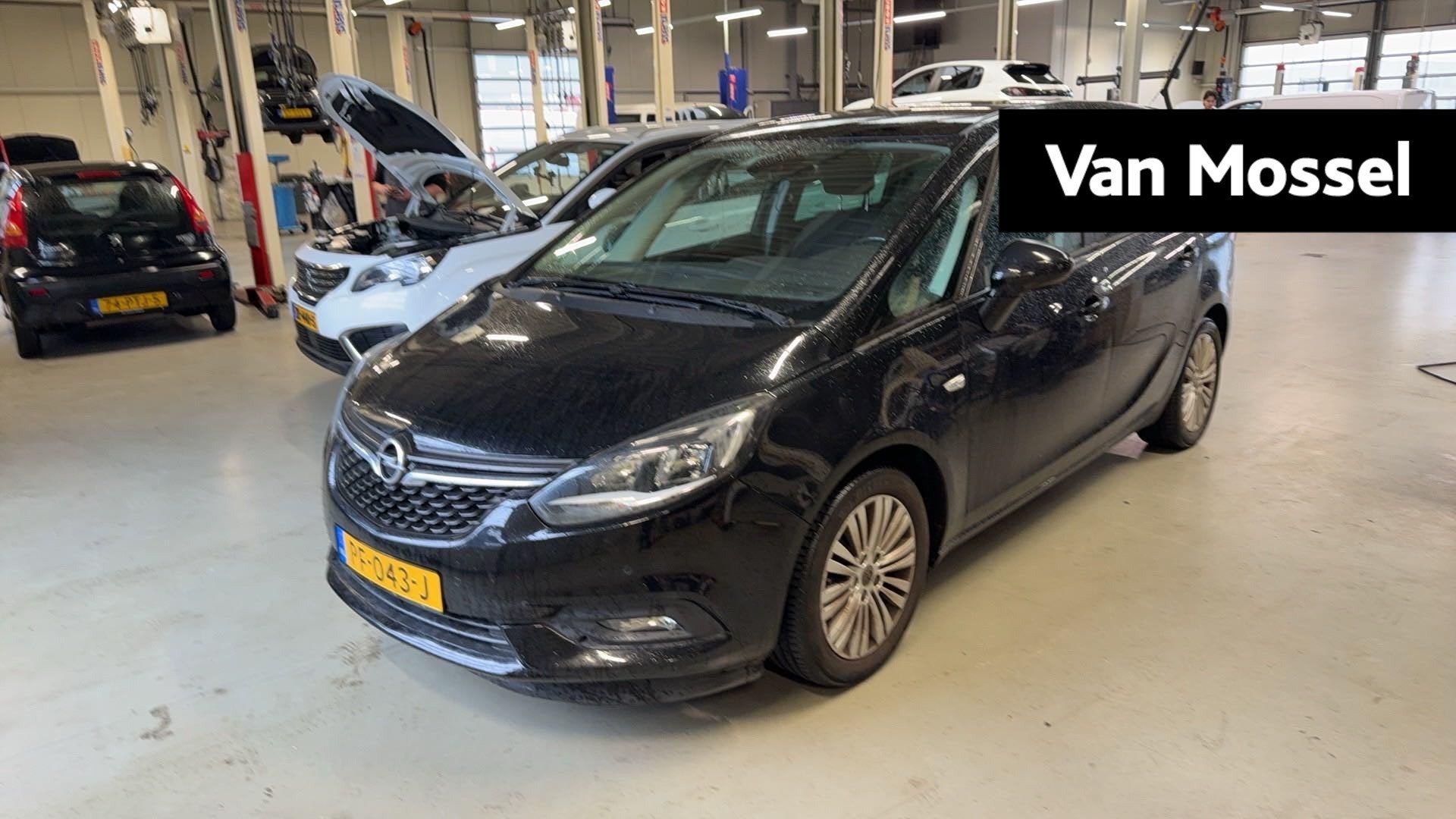 Opel Zafira Tourer 1.4 Innovation 7p., Auto's, Opel, Stof, Gebruikt, Zwart, 4 cilinders