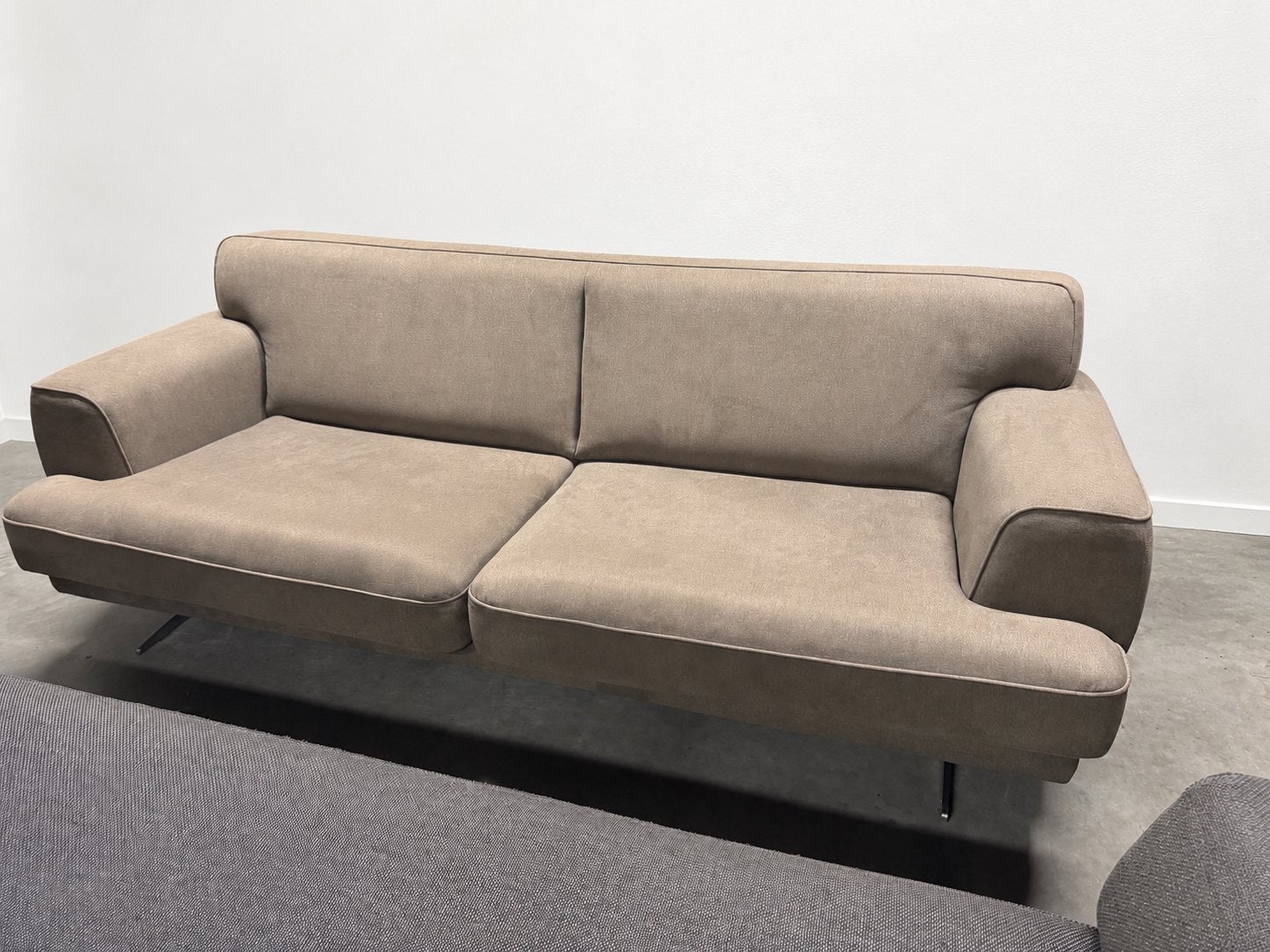 Xooon loungebank - 230 cm breed Zo goed als nieuw, 100 tot 125 cm, Ophalen of Verzenden, Zo goed als nieuw, Rechte bank