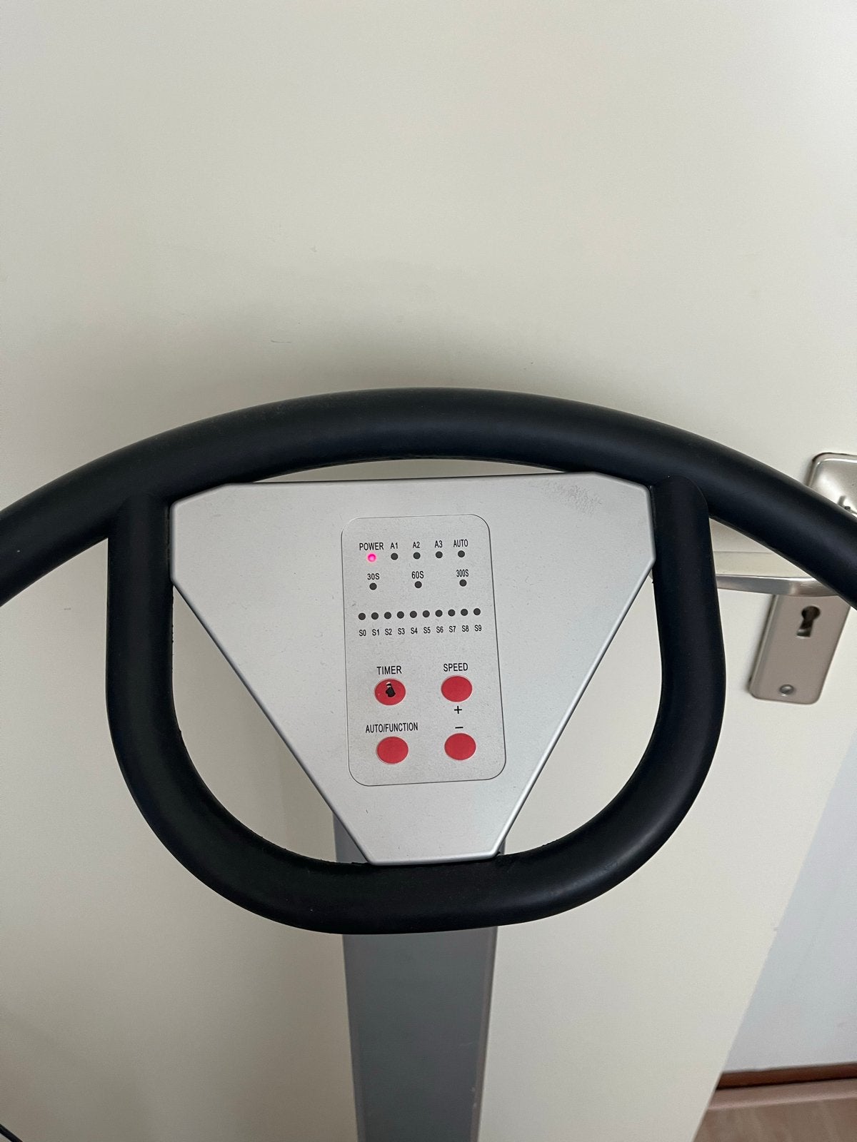 Power Maxx Trilplaat - Effectieve Vibratietraining, Gebruikt, Trilplaat, Armen, Ophalen of Verzenden
