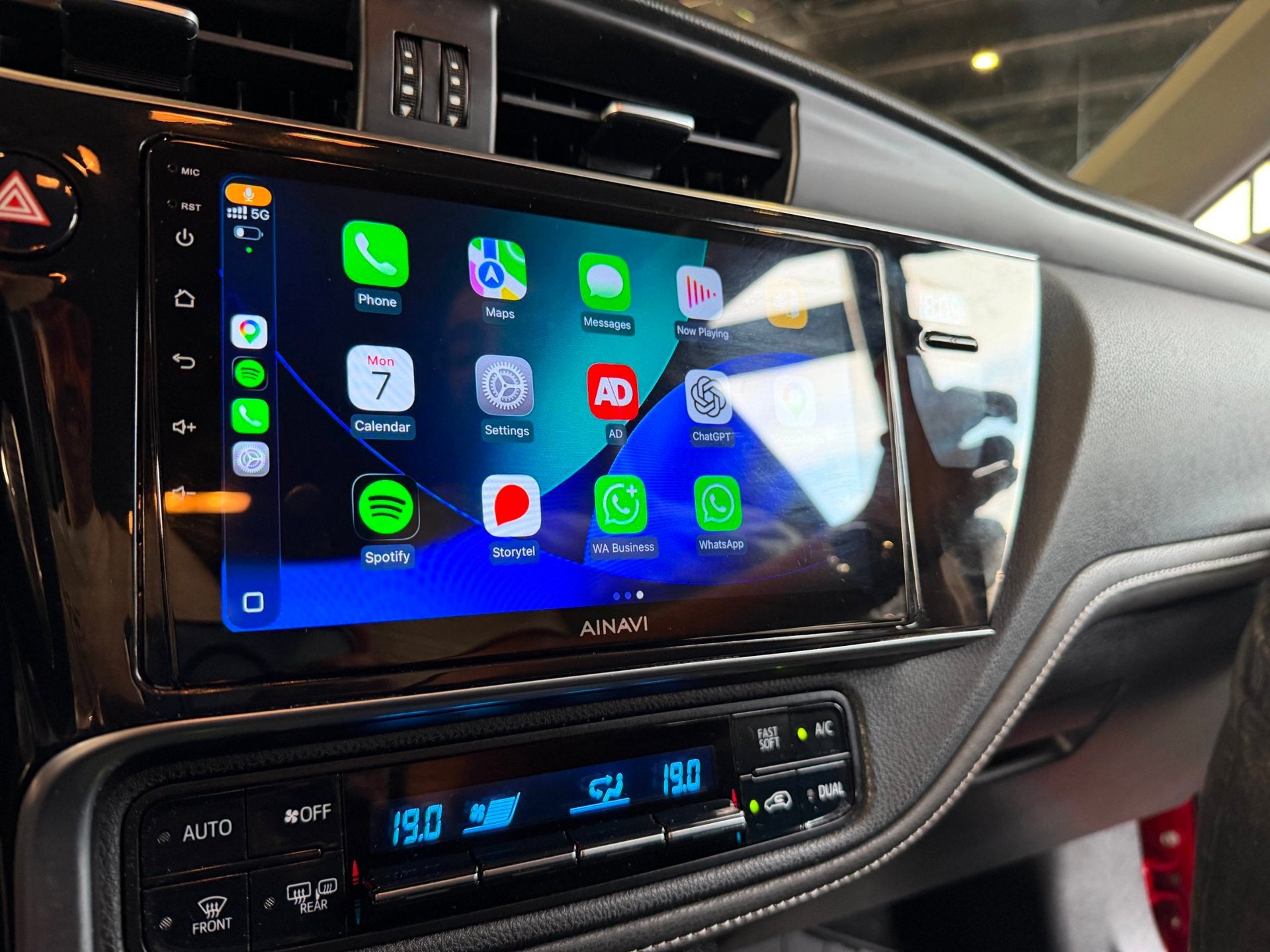 Toyota Auris Touring Sports 1.8 Hybrid Executive AUT|Carplay, 12 maanden, Gebruikt, Euro 6, Origineel Nederlands
