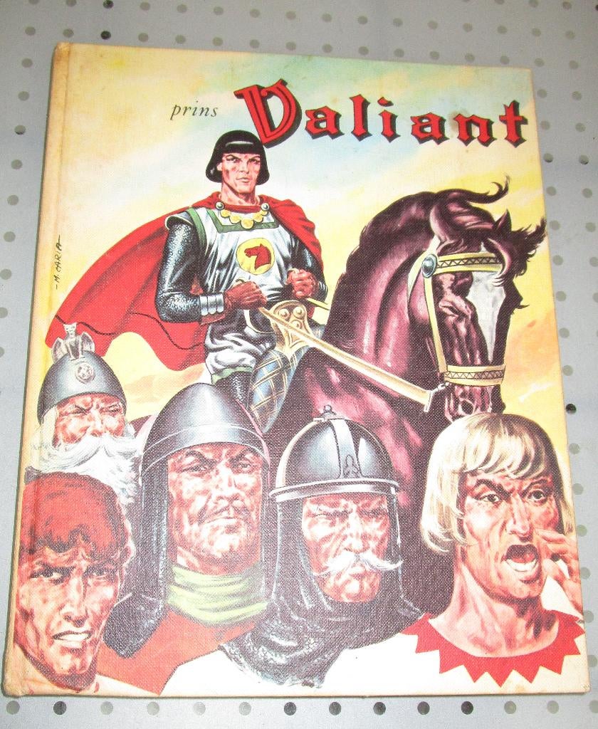 Prins Valiant door Harold Foster. Vintage, Boeken, Stripboeken, Eén stripboek, Ophalen of Verzenden, Gelezen, Harold Foster
