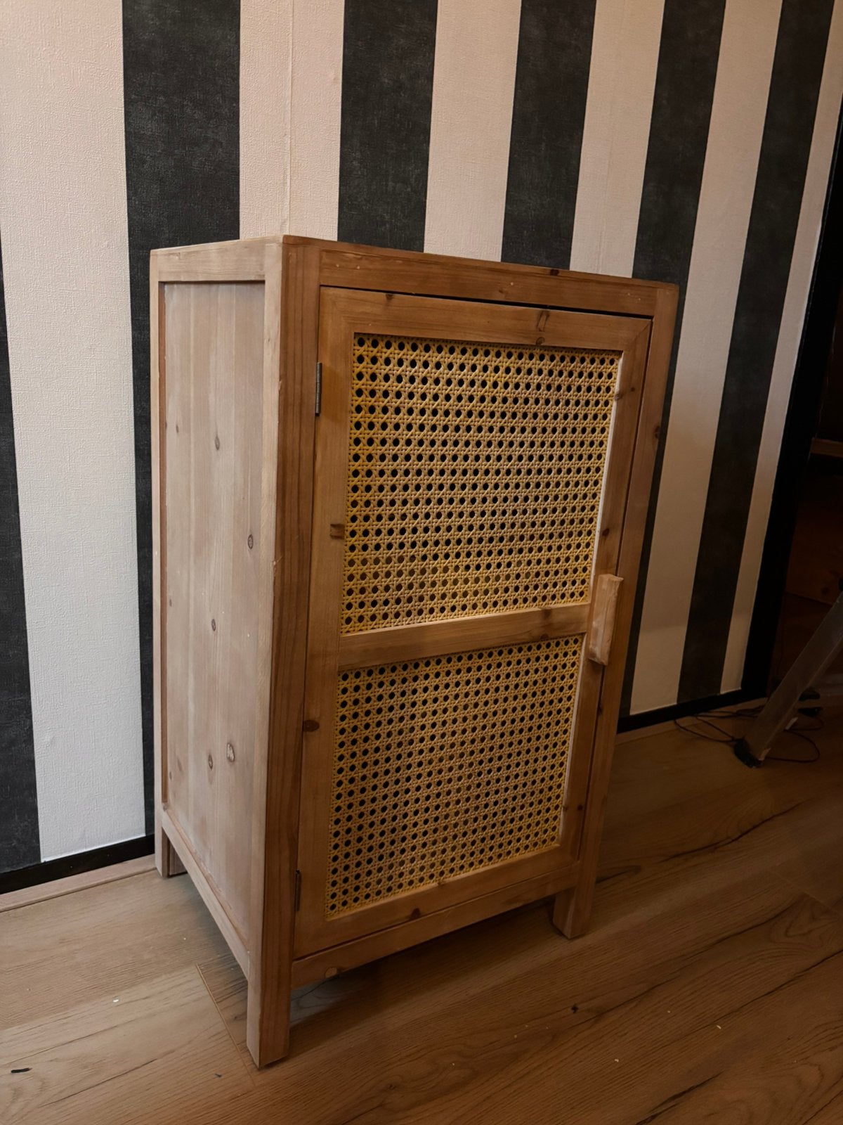 2x Webbing nachtkastje Xenos 80.5x45x40.5, Huis en Inrichting, Ophalen, Minder dan 45 cm, 70 cm of meer