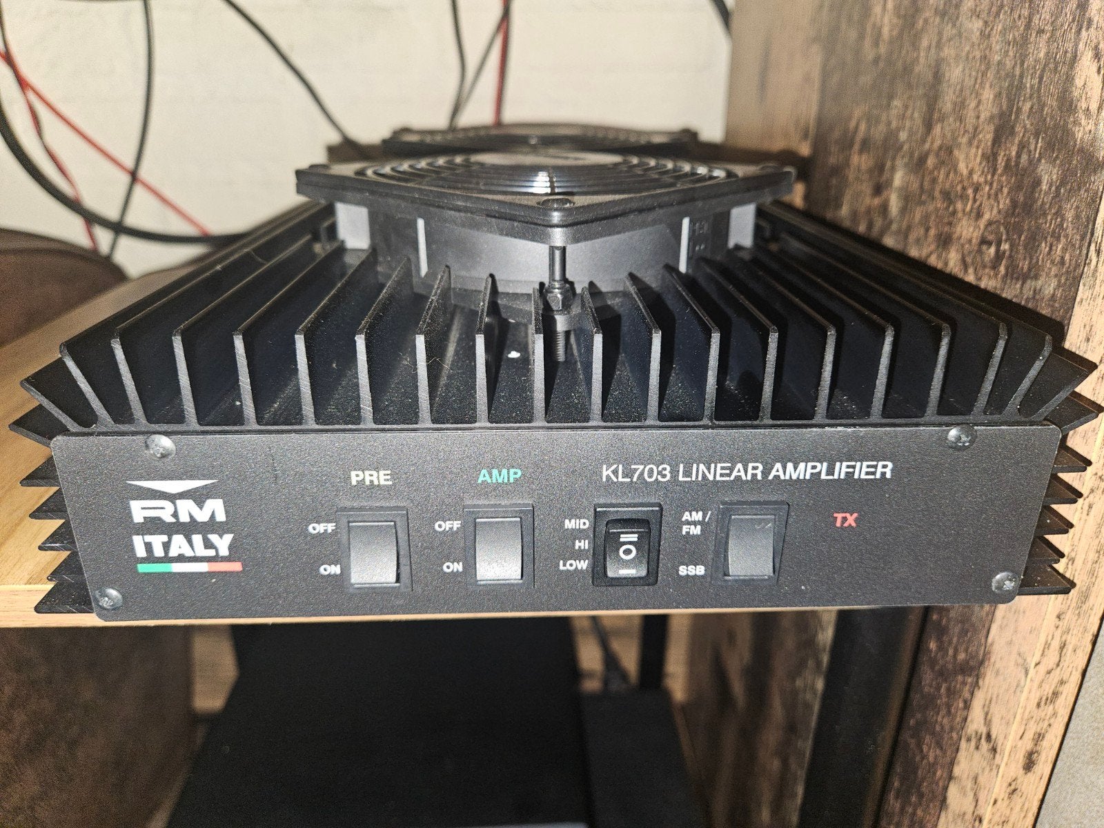 RM KL-703V lineaire versterker met 50A voeding - ZGAN, Ophalen of Verzenden, Zo goed als nieuw, Zender en Ontvanger