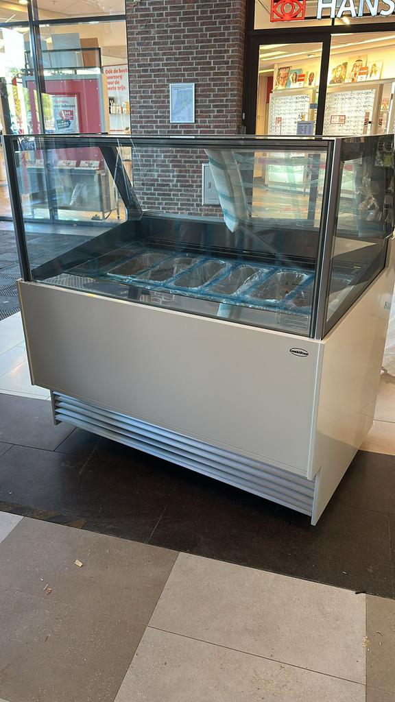 Combisteel schepijsvitrine Phuket 9x5L, Ophalen of Verzenden, Koelen en Vriezen